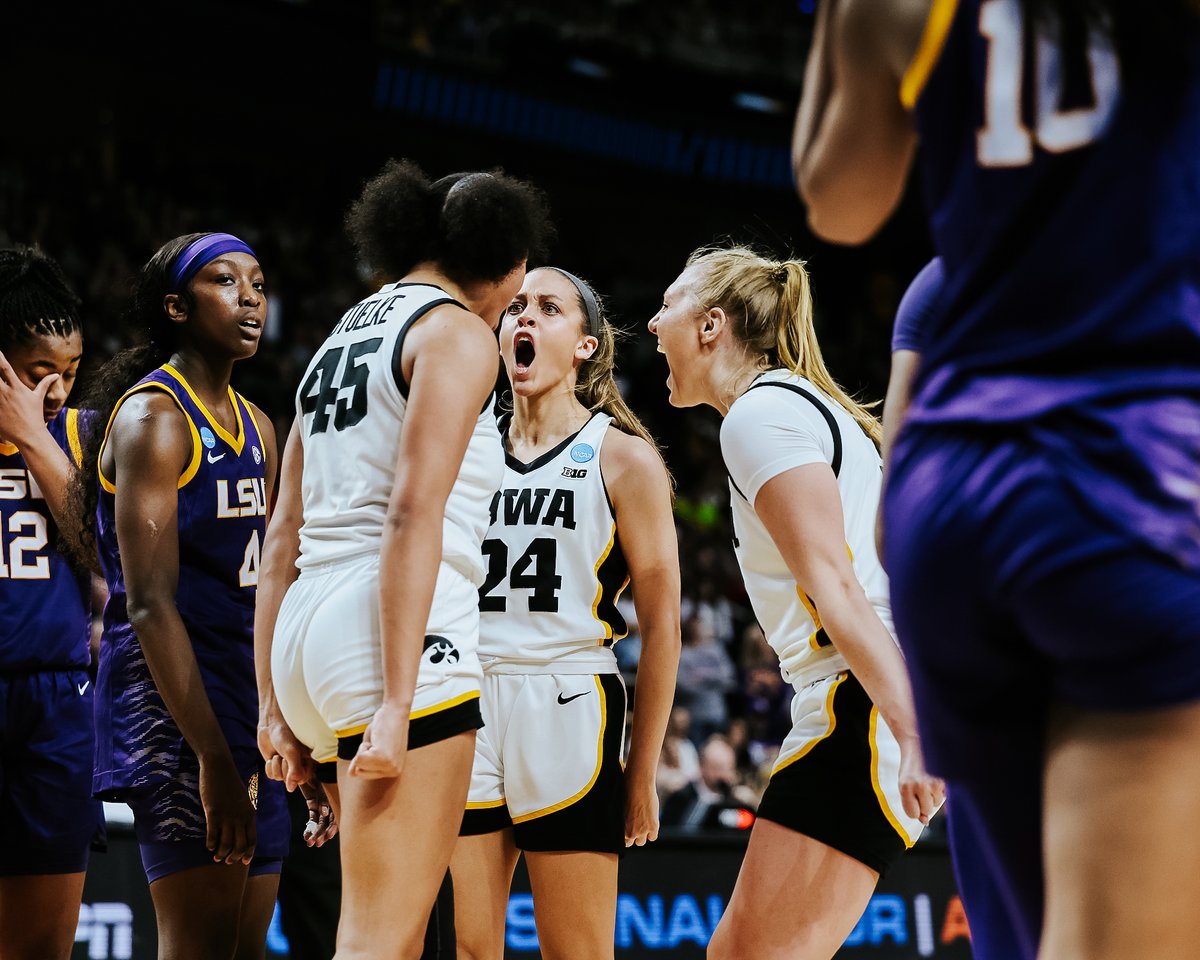 RETURNING TO THE FINAL FOUR!!!! GO HAWKS!