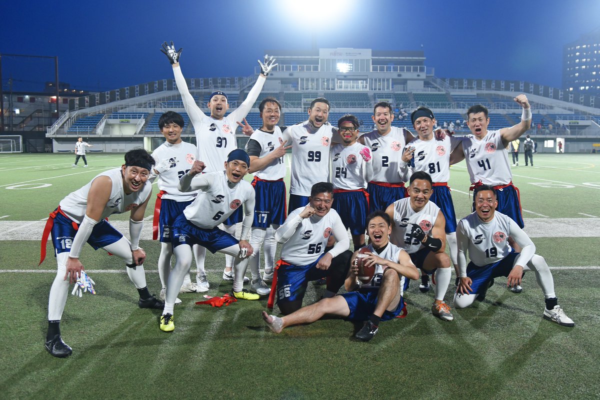 3/31に行われた日本選手権におきまして、サイクロンズOBを中心としたフラッグチーム『Silver Cyclones』が九州代表に勝利し、全国3位の成績を収めました！
当日の激闘の模様は、アメフトLIVEからアーカイブでご覧いただけます。
live.amefootlive.jp/lives/10b52927…
※3位決定戦は冒頭から1:22までとなります。