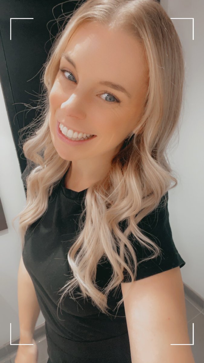 Amanda | White sneaker girlie tweet media