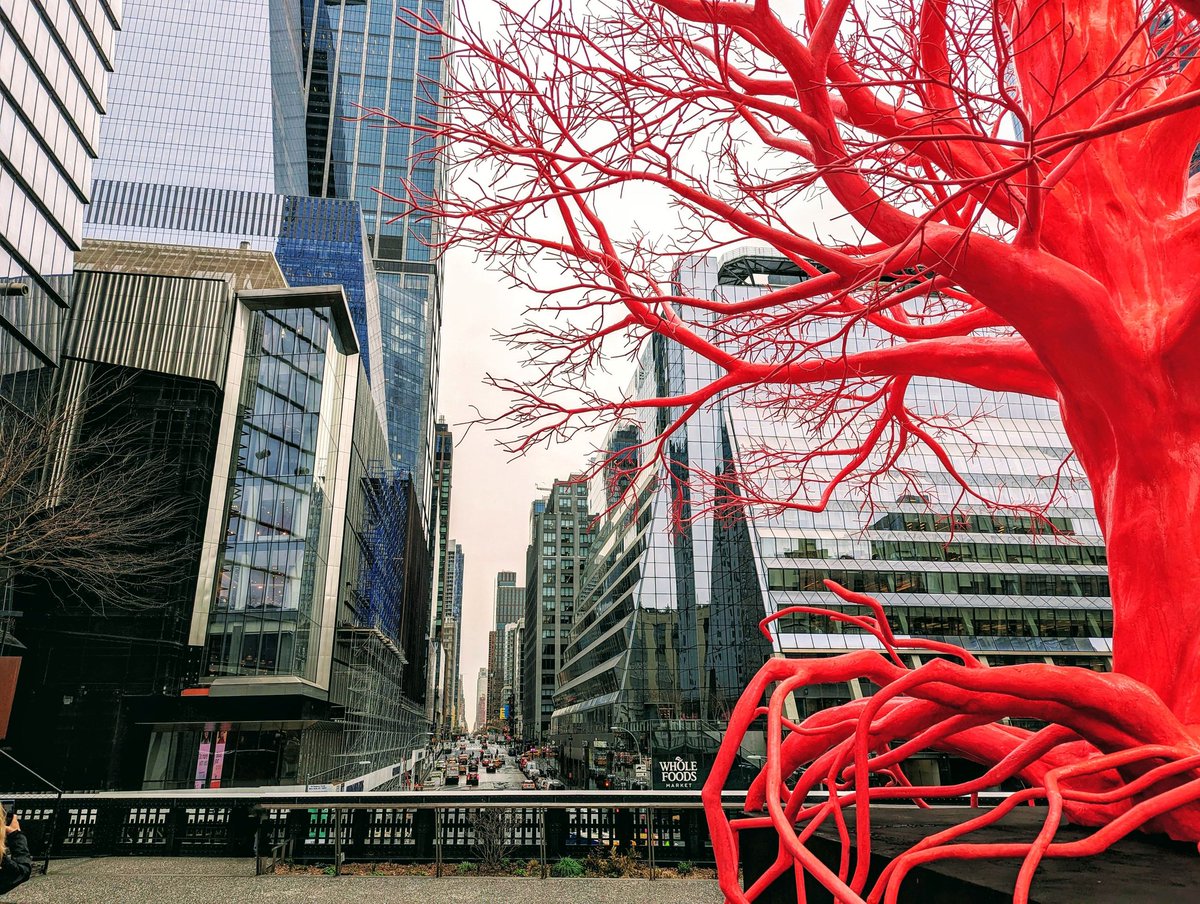Finally back in NYC... It's been a long time! Still so amazed to see these pure architectures, so inspiring! For those of you who recognize the neighborhood, I'll be there on Wednesday 😉 See yo <a href="/NFT_NYC/">NFT.NYC</a> !