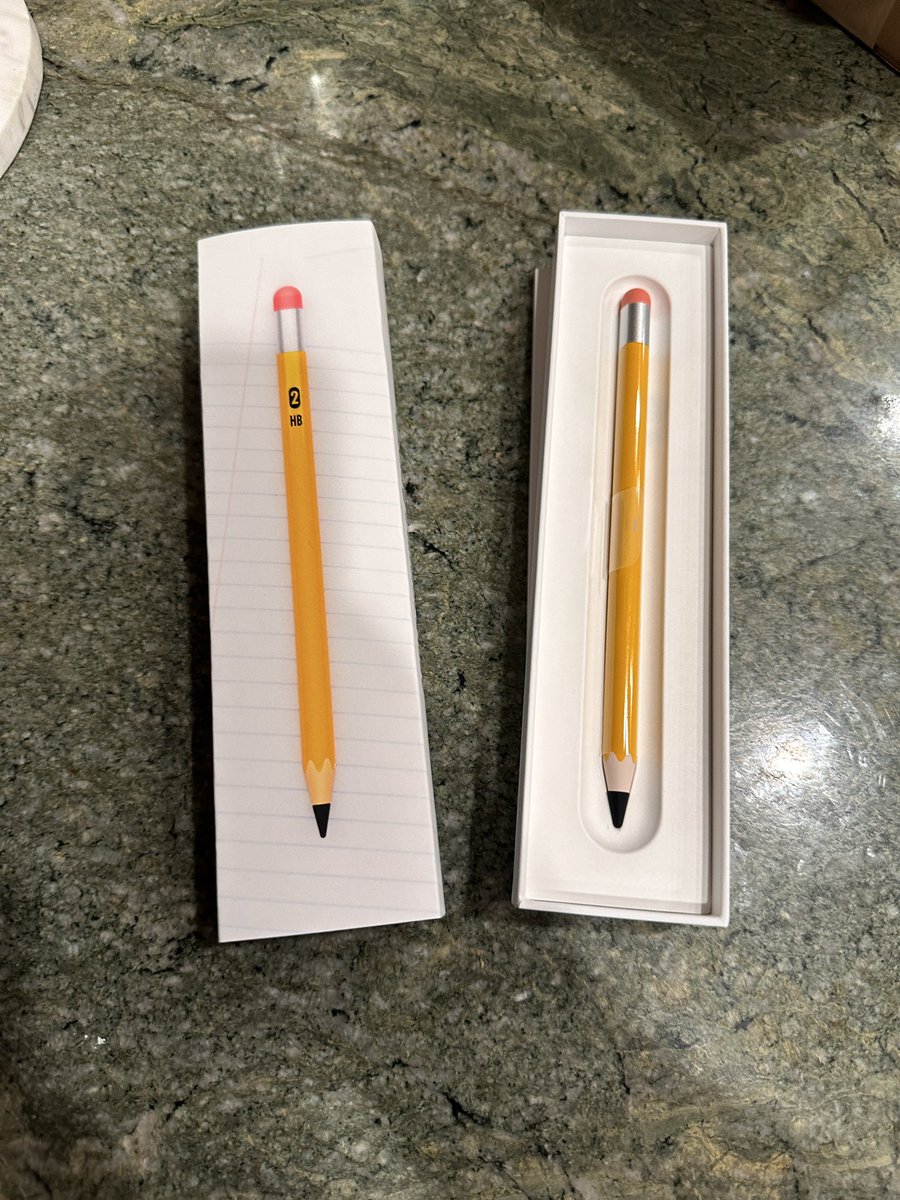 its here! The Apple Number 8 Pencil by @ColorWare Yay!