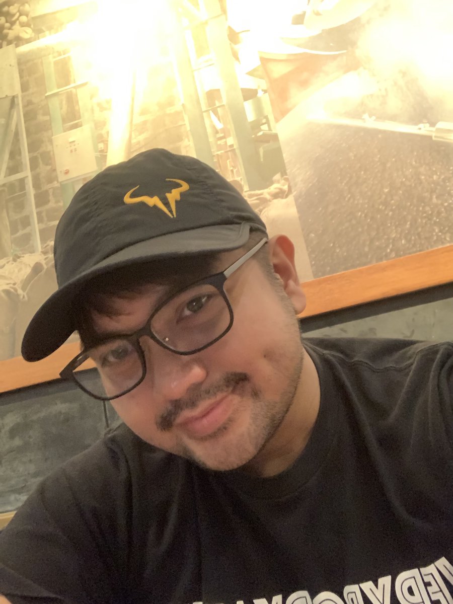 aljonpangan's tweet photo. @ariannasvnglao @cthrnpnglnnV Dahil miss mo ko, maumay ka hahah. Jk miss you! https://t.co/5J8Qqjexa1