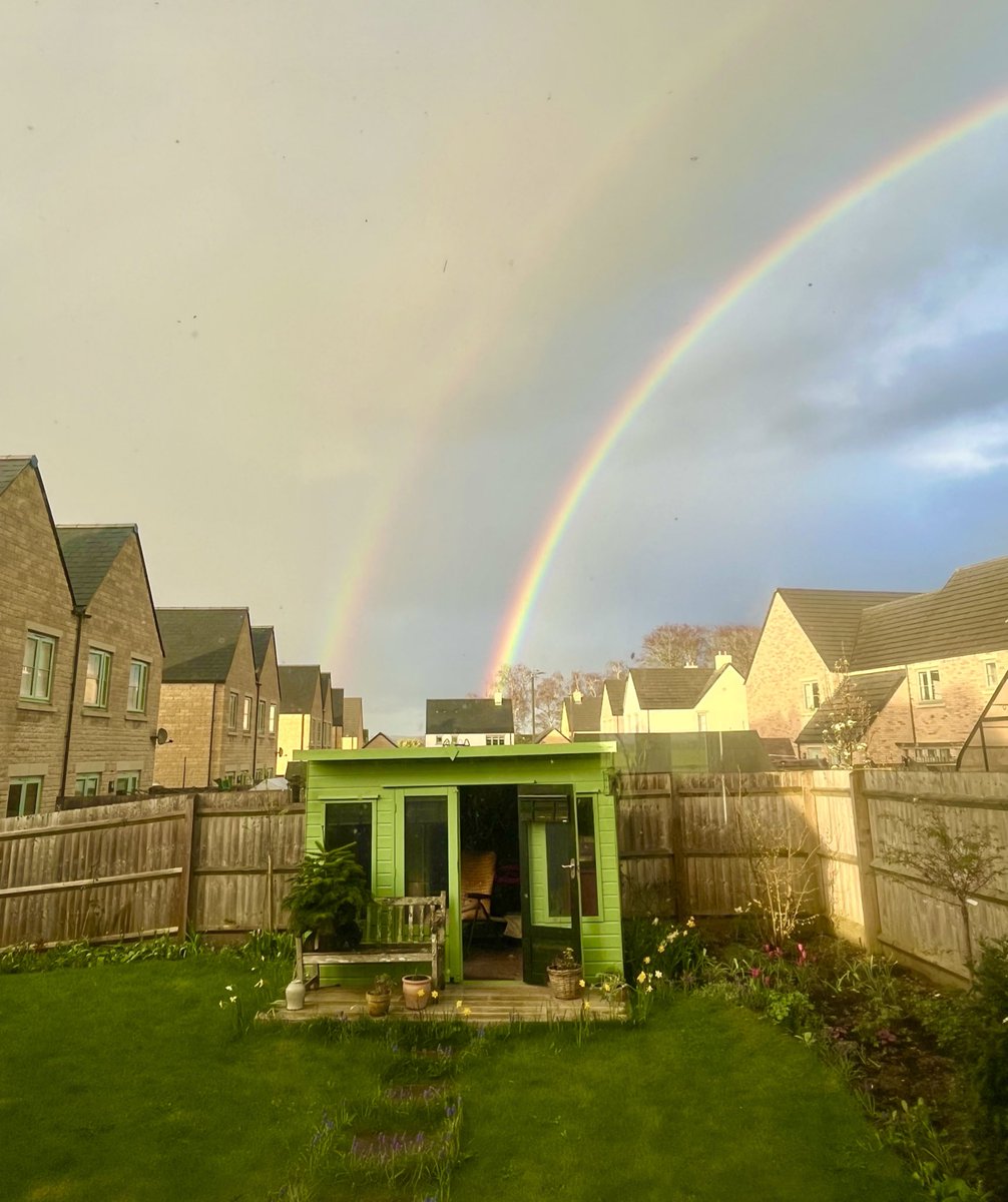 A rainbow to end my weekend with some nice cycling between the rain, including the event Glorious Gravel on Salisbury Plain and a visit to William Morris’s house at Kelmscot