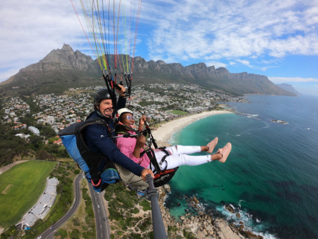 Cape Town Tandem Paragliding Get a good view of Cape Town with our SAHPA approved and SACAA licensed instructors. We'll try to give you the longest possible flight where: Signal Hill | Lions Head when: Mon-Sun from 08h00 tinyurl.com/y3sthem6 #tandem #paragliding #freedom