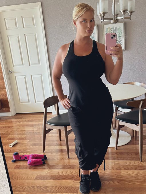 Someone complained I haven&rsquo;t posted enough photos lately.  There are thousands on the internet including<a href="/tag/thewheeloftime"class="tags"><span>#thewheeloftime</span></a>