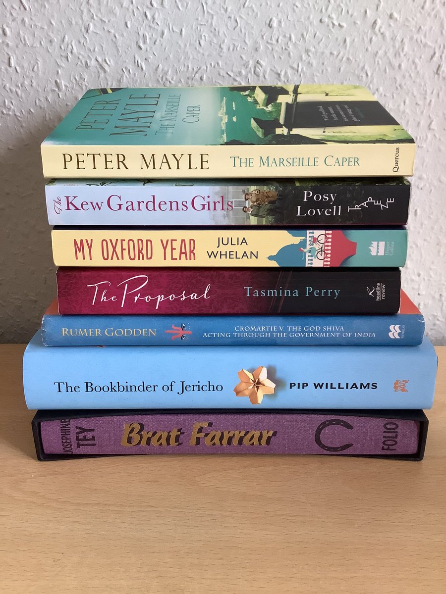 My #MarchWrapUp 📚 Some really great reads this month - top picks were Brat Farrar, Cromartie vs The God Shiva and The Kew Gardens Girls 😊 #reading #books #BookTwitter #bookX