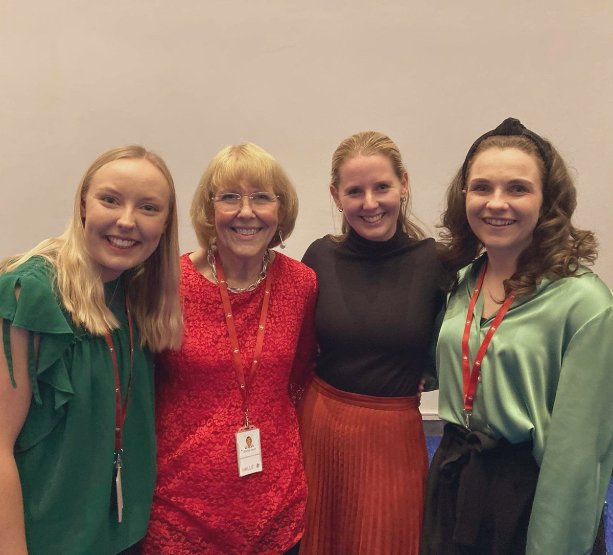 Team #HCC ‘Big City’. Always a highlight 🙌 and such a wonderful opportunity for children as young as 8 to perform @BridgewaterHall - applications are open for singers to join next year - apply before 06 May! halle.co.uk/project/youth-… @SarahDaySmith @Shirleycourt3 @KatyAllanSop