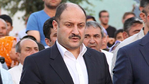 TurkishIndy's tweet photo. Şanlıurfa Büyükşehir Belediye Başkanı seçilen Gülpınar: 

🗨️ Tebrik çiçeği yerine SMA hastalarına bağış yapılmasını rica ediyoruz

https://t.co/1OuUhhQSm2 https://t.co/cDCci7S00b