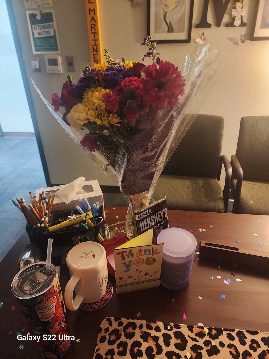 LMartinez_PHE's tweet photo. What a GREAT start to Assistant Principal week!! So blessed to be at Slider and working with an awesome team!!πππ#PrideInEveryStride
#ExcellenceForAll
#TeamSISD
#Slider_Middle https://t.co/0UZV0ggAvE