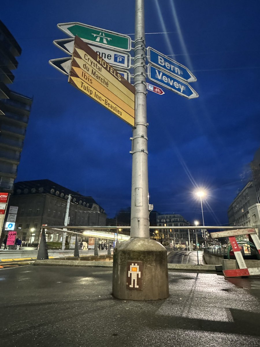 FlorentGorgesFR's tweet image. Trop content d’avoir pu flasher #LSN_018 à Lausanne. :) #flashinvaders