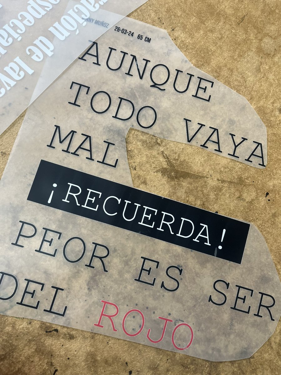 La de las camisetas tweet media