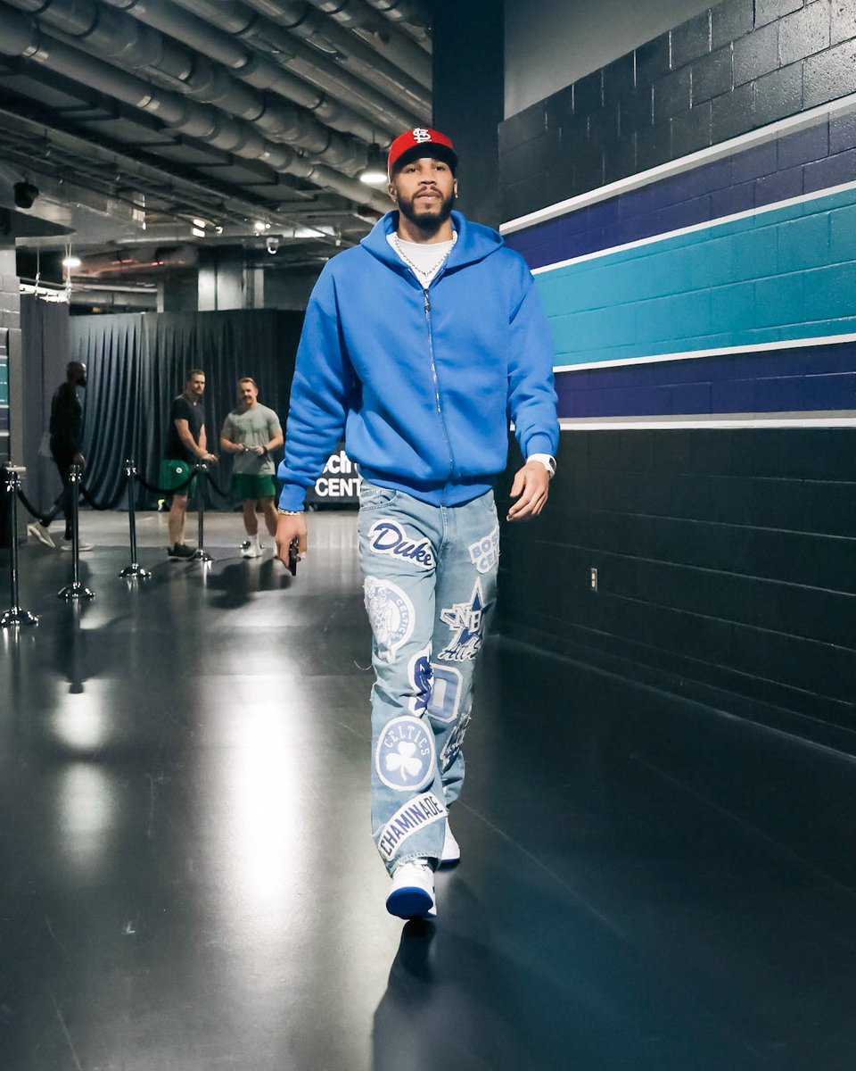 celtics's tweet photo. those jeans though 🔥 https://t.co/pbWsyN9w0m