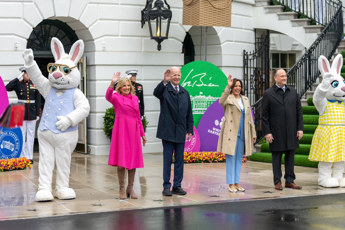 WhiteHouse46's tweet image. Take a peep into this year’s White House Easter “EGGucation” Roll! 🐇