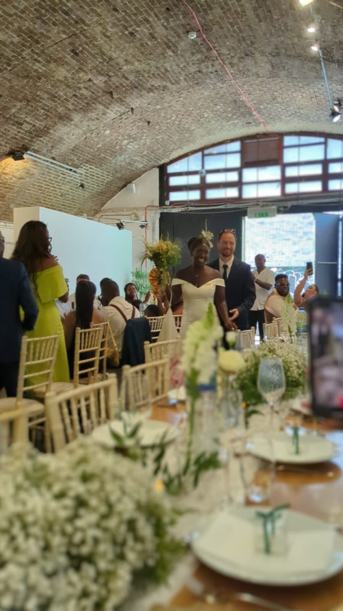 Are you looking for a wedding venue in East London?  Hoxton Arches is ideal for any stylish creative couple looking for an urban venue that is hire dry, quirky,unique and inspiring! Book a viewing at info@hoxtonarches.com #londonweddingvenue 
#eastlondonweddingvenue