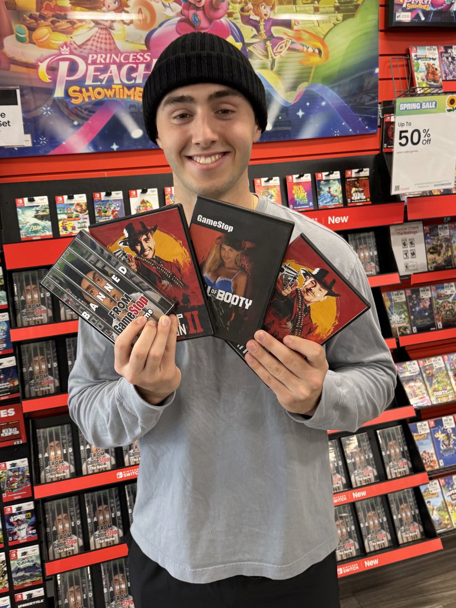 sethmeiring's tweet image. I’m a noob on this platform but figured I’d get this post up considering all the @GameStop stuff😭