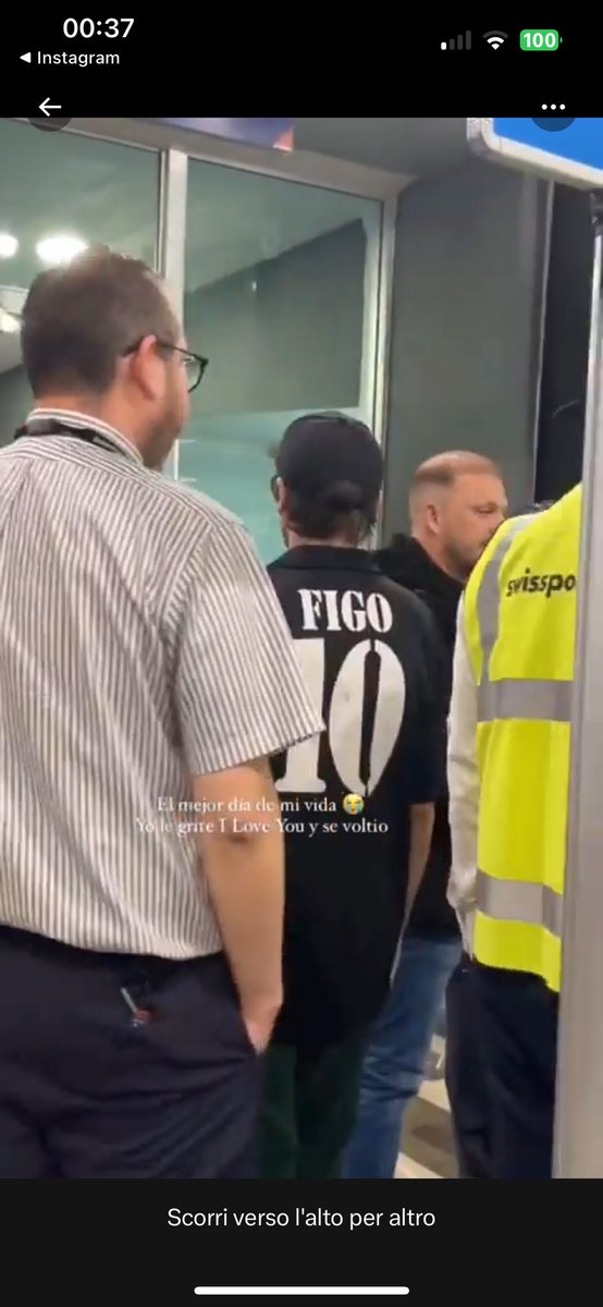 datemidellapizz's tweet photo. L'umiltà del signor Tomlinson è stravolgente https://t.co/FiIaBJMfW0