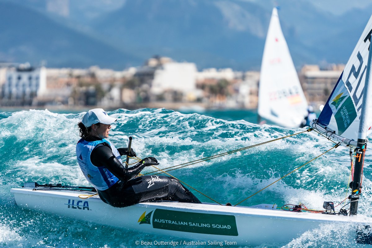 The ILCA6, ILCA7, Formula Kites and 470 fleets battled the elements whilst the remainder of the fleets waited on shore at the @TrofeoSofia regatta in Palma, Mallorca overnight 🌊💨 It was a strong start for the Aussie contingent 💪 Check the results here 👇trofeoprincesasofia.org/.../race-resul…