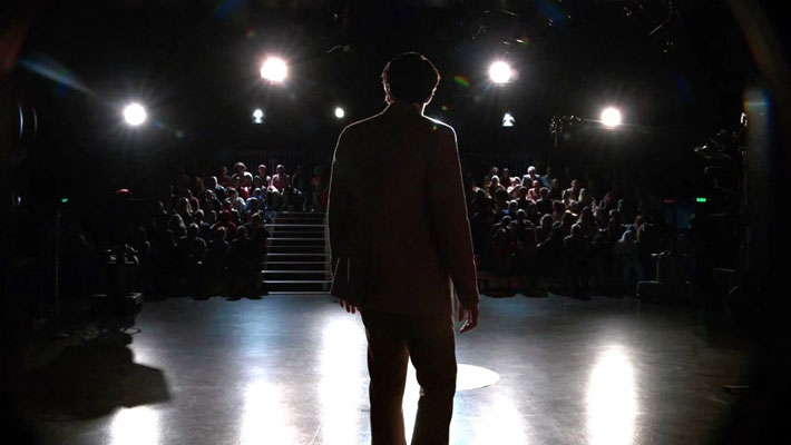 Critics Den tweet media