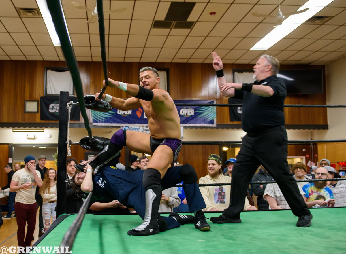 1/2 S03E13 @WrestlingOpen @beyondwrestling 
#SpotlightMatch
@TJCWrestling vs @PWHandyman