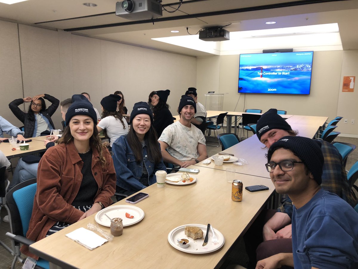 Kicked off Graduate Student Appreciation Week with a fun breakfast:) @GladstoneInst @Gladstone_GO