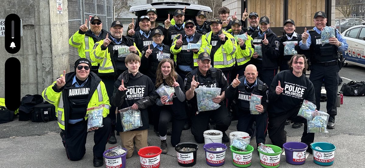 This past Saturday ⁦⁦⁦@ppsauxiliary⁩ ⁦@PtboPolice⁩ ⁦@PtboChiefBetts⁩ raised over $ 32,000.00 at our annual Easter mall tolls⁦ ⁦@torchrunontario⁩ @SOOntario⁩ to support our 26,000 always amazing and true athletes! Thank you Peterborough ❤️