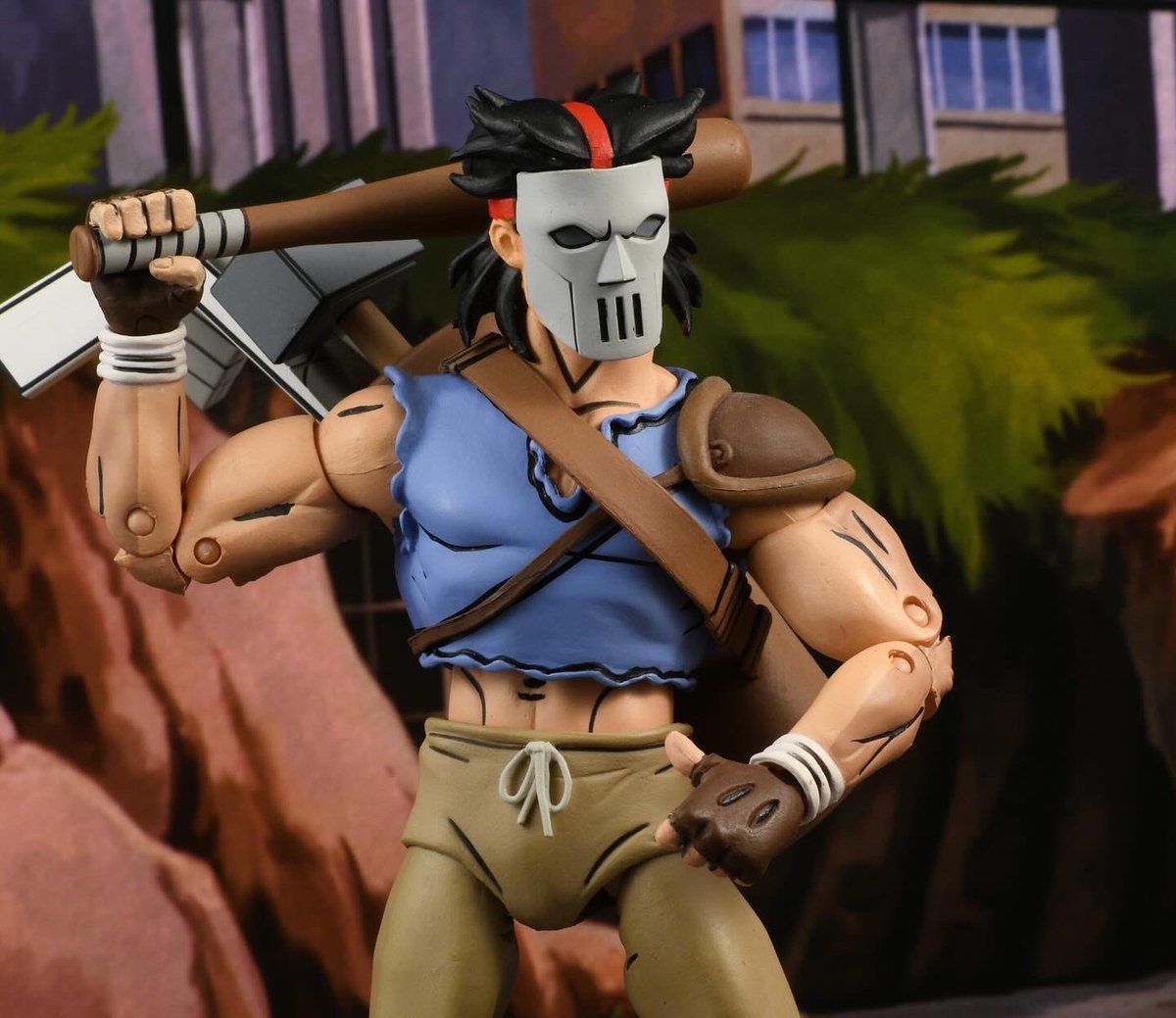 “Casey Jones, Outlaw Hero” 🏒🐢 
The <a href="/NECA_TOYS/">NECA</a> Business Suit Casey Jones figure features 2 new head sculpts by <a href="/Zelu_1984/">Tom aka zelu1984</a> Here’s the older Casey made in 2020 with the hockey masked head sculpt 😯 #tmnt #neca
