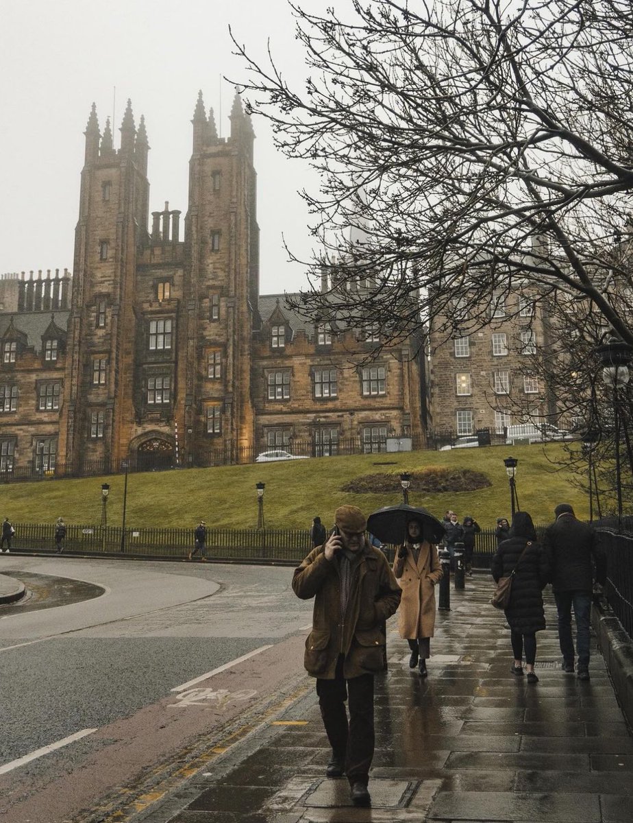 ShiroNoOne's tweet image. يوم طبيعي في شوارع ادنبره 🏴󠁧󠁢󠁳󠁣󠁴󠁿