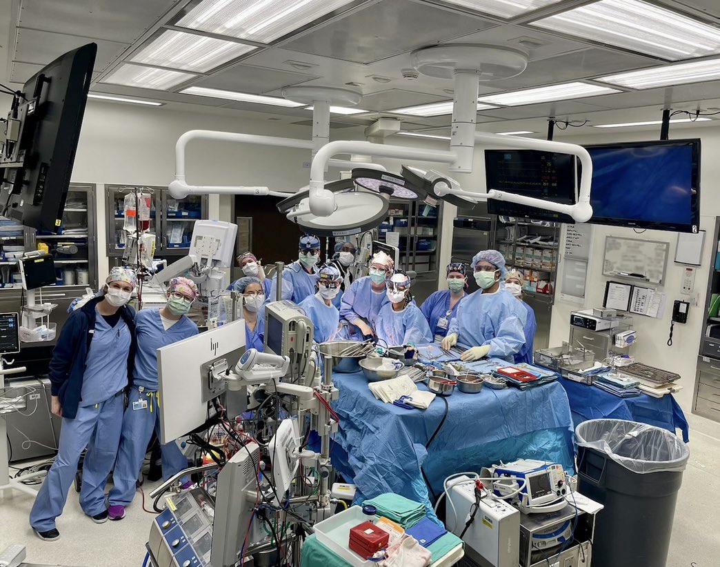 Celebrating a rare event @ClevelandClinic we hope to see more! Congrats to a recent all female cardiac OR team of surgeons, fellows, perfusionists, nurses & anesthesiologists🫀 Women comprise 6.2% of adult cardiac surgeons in the US: bit.ly/4aeZFS3 #womeninmedicine