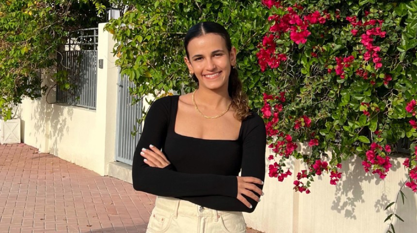 Congratulations to @MurdochUniDubai student, Clara Armanious! 👏 Clara was one of 30 students from around the word to be selected into the prestigious Cannes Lions Roger Hatchuel Academy. Read more: loom.ly/vJA1rrA #MurdochUni #MurdochUniDubai #StudentLife
