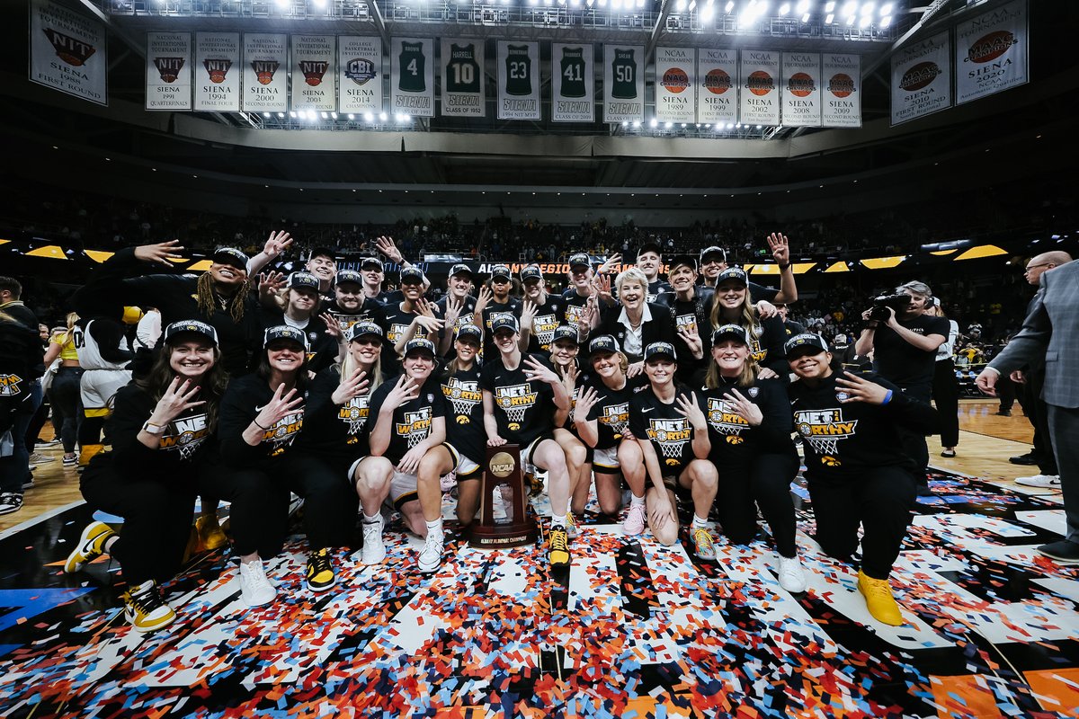 𝗕𝗮𝗰𝗸-𝘁𝗼-𝗕𝗮𝗰𝗸 🤩

#Hawkeyes