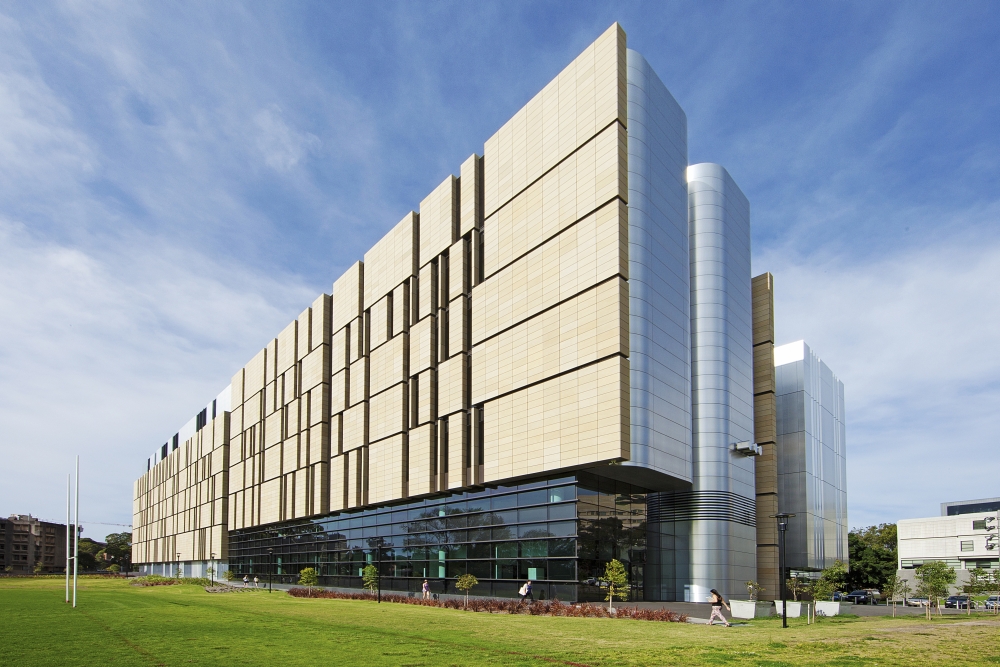 Andrea Loreto (@andrea_loreto1) on Twitter photo The Loreto lab at <a href="/Sydney_Uni/">University of Sydney</a> is up and running 🎉! We are interested in all aspects of axon biology in health and disease, with a focus on translational approaches and eye disorders. Keep an 👁️ on this space for upcoming papers, talks, and exciting updates in the weeks ahead! The Loreto lab at <a href="/Sydney_Uni/">University of Sydney</a> is up and running 🎉! We are interested in all aspects of axon biology in health and disease, with a focus on translational approaches and eye disorders. Keep an 👁️ on this space for upcoming papers, talks, and exciting updates in the weeks ahead!