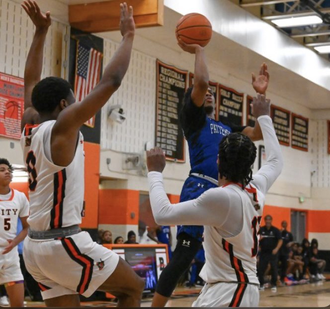 MPSSAA Top Scorers

1 28.4 Barfield (Patterson)
2 26.4 Ward (Largo)
3 24.7 Moody (Cambridge SD)
4 22.0 Beckles (Overlea)
5 21.4 Saunders (Long Reach)
6 21.3 Hudson (JMB)
7 21.2 Parris (Aberdeen)
8 21.0 K Johnson (Walkersville)
9 20.4 Smullen (JM Bennett)
10 20.1 Brown (Broadneck)
