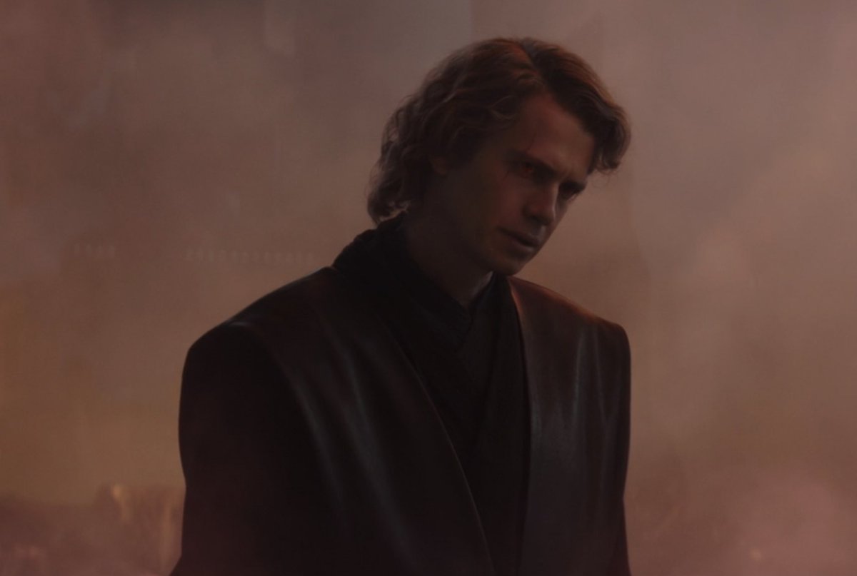 nottheanakinway's tweet photo. Remember when Hayden did this as Anakin and we all lost our minds? Good times. I want more of this. https://t.co/8MeA5acm7v