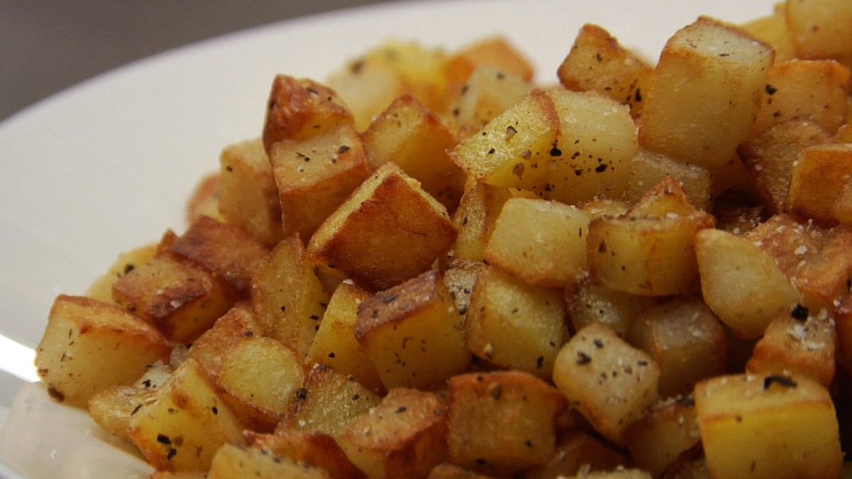 Nothing makes me feel more crushing despair, deep in my soul, than ordering hash browns and then having these come to the table