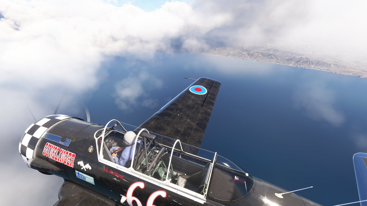 Adk0n77's tweet image. Flying up the US west coast. Trying to get to 500 flight hours in @MSFSofficial. Only 13.65 HRS remaining.

LEG 32: CAMP PENDLETON - SANTA MONICA, CA
AIRCRAFT: NA AVIATION AT-6A
DISTANCE: 93 NAUTICAL MILES 
TIME: 49 MIN
12.83 HRS to go!
#VirtualPhotography #MSFS20