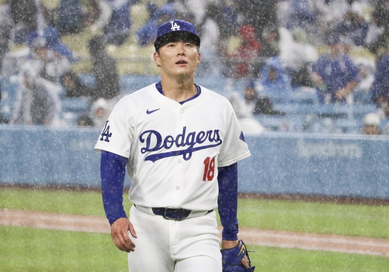 山本由伸 セット ♢2回の投球♢ランナー背負ってセットポジションでもナイス