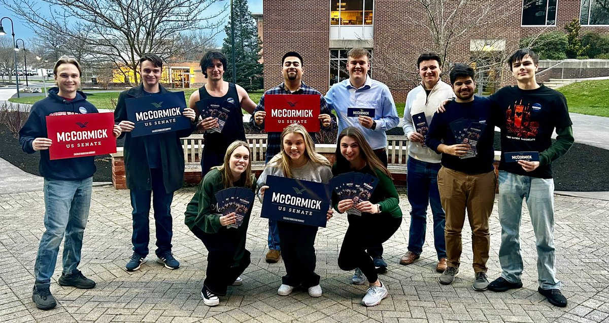 TeamMcCormickPA's tweet photo. Itโs Monday and @gburgcr are ready to retire Bob Casey from the US Senate! https://t.co/esHxNYsCj6