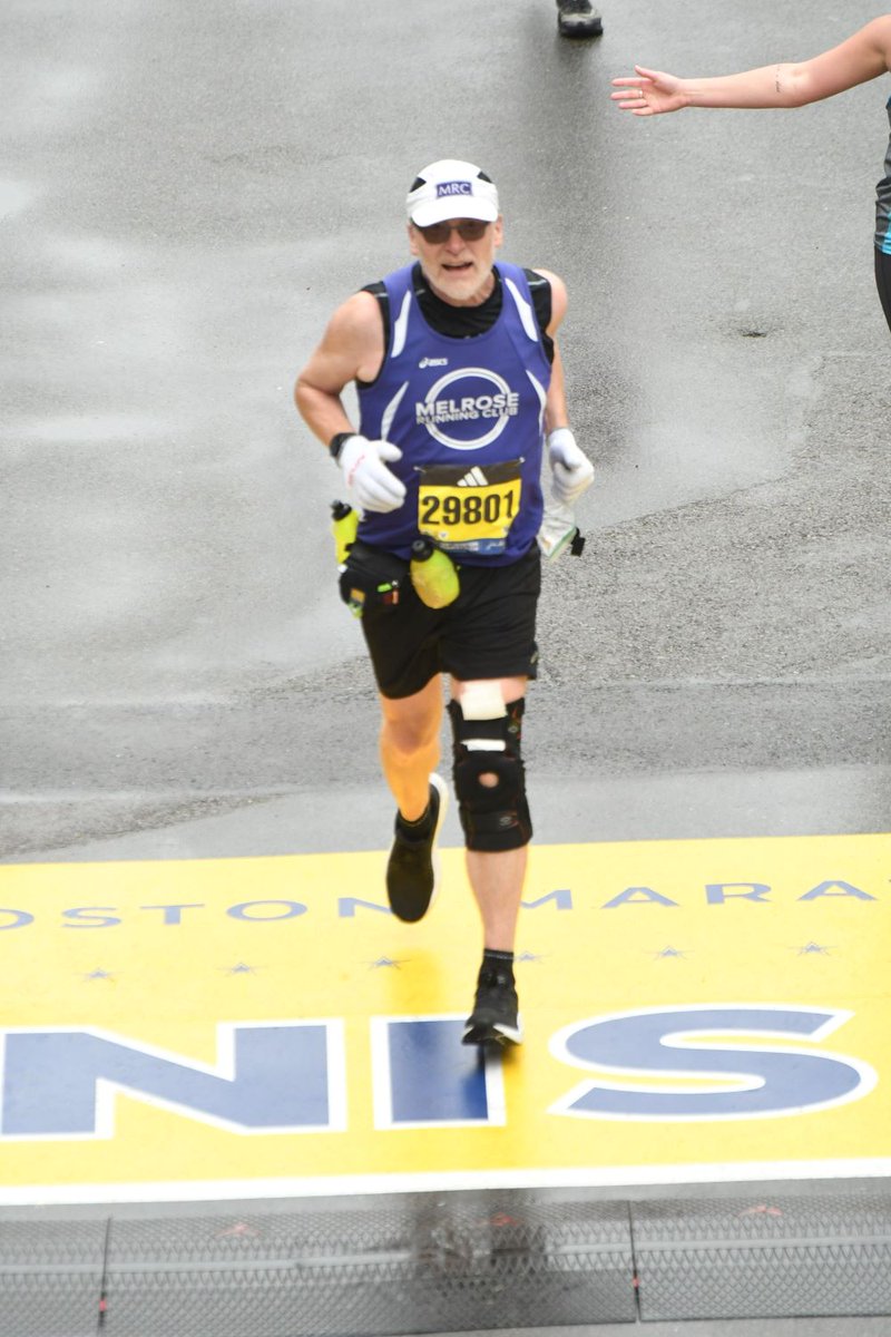 Running the Boston Marathon this year? I've run it 10 times and wrote this article about my 2023 experience. omnirunning.com/my-2023-boston…  #BostonMarathon #MarathonTraining