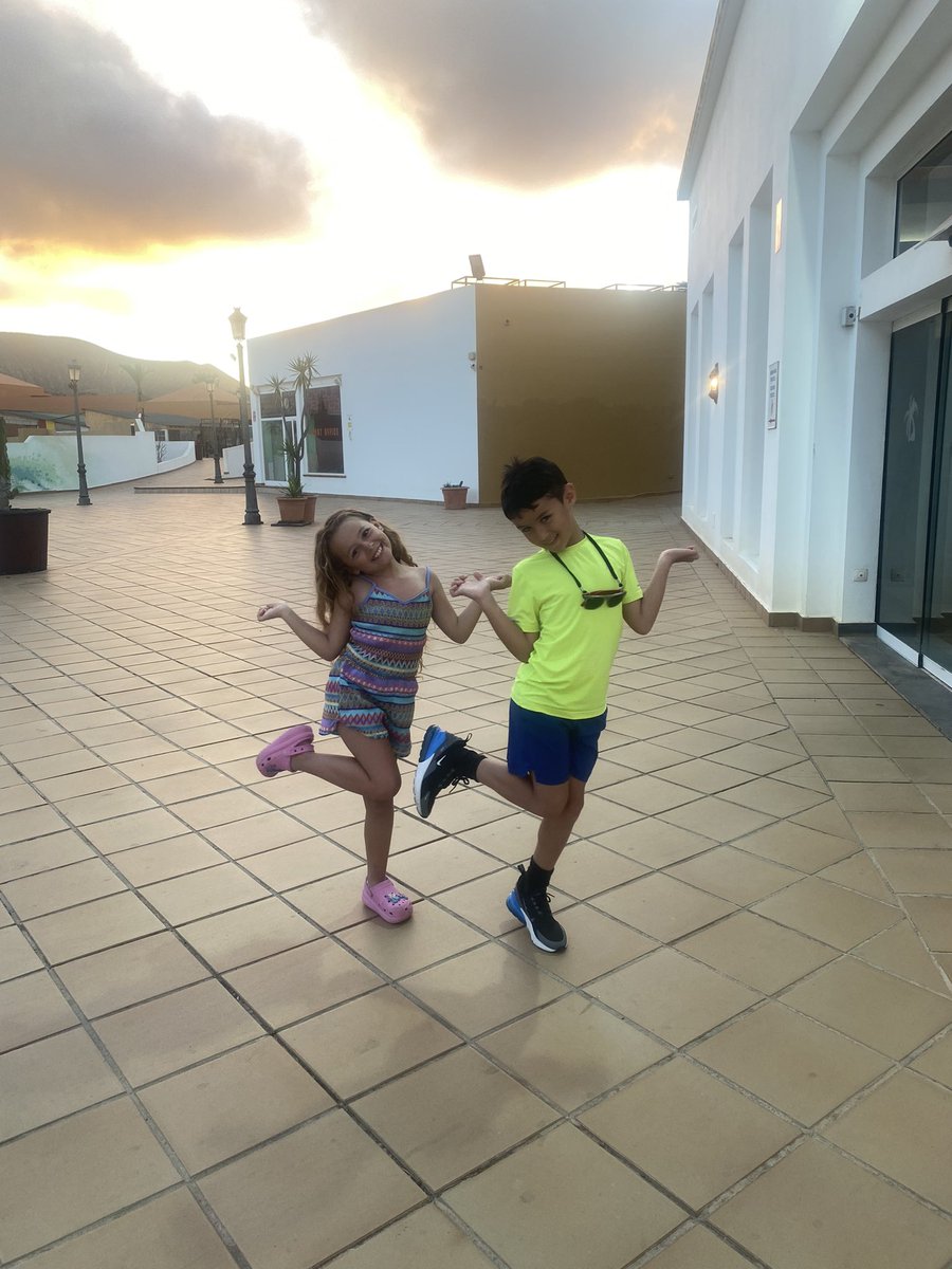 Bernadette Turner ✨ tweet media