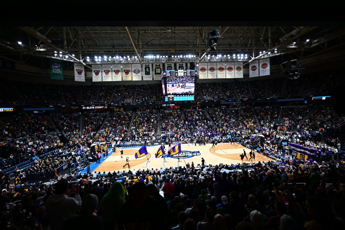LSU Women's Basketball tweet media