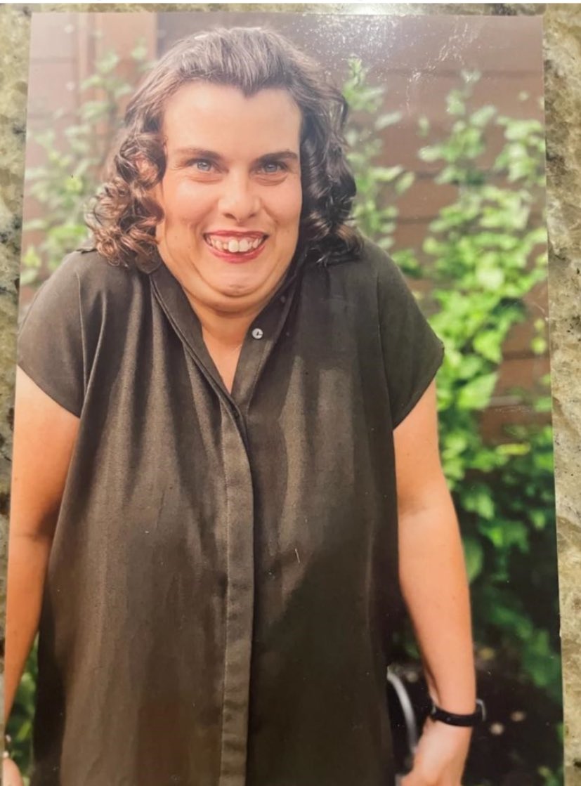 kcpolice's tweet photo. Missing Person
Hannah Shelton was last seen in the area of 7100 Jefferson at 2:45 PM. There is concern for her wellbeing. Hannah is developmentally disabled. She was last seen wearing a white sweatshirt with red lettering and green sweatpants. If seen call 816-234-5043 or 911. https://t.co/irFVGvalPj