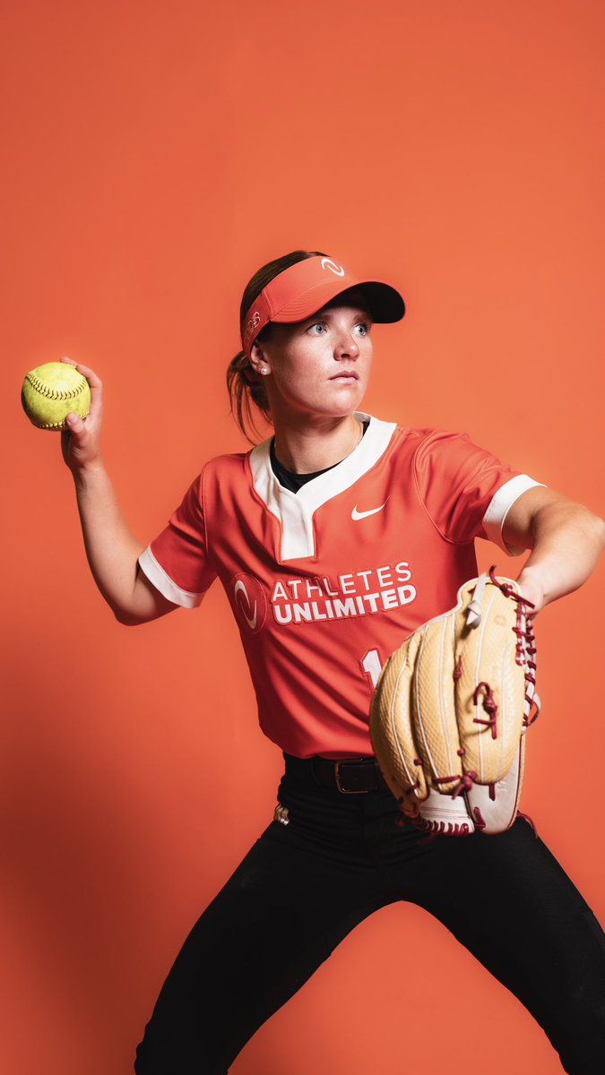 JadeHewittMedia's tweet photo. The Color Series: Orange.

Modeled by one of my absolute favorite athletes to come onto the pro scene, Josie Muffley.

🟠: @josiemuff https://t.co/KgyWeGUIt4