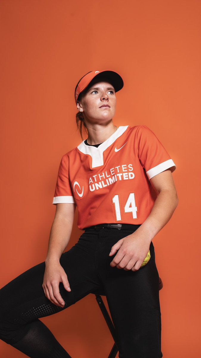 JadeHewittMedia's tweet photo. The Color Series: Orange.

Modeled by one of my absolute favorite athletes to come onto the pro scene, Josie Muffley.

🟠: @josiemuff https://t.co/KgyWeGUIt4