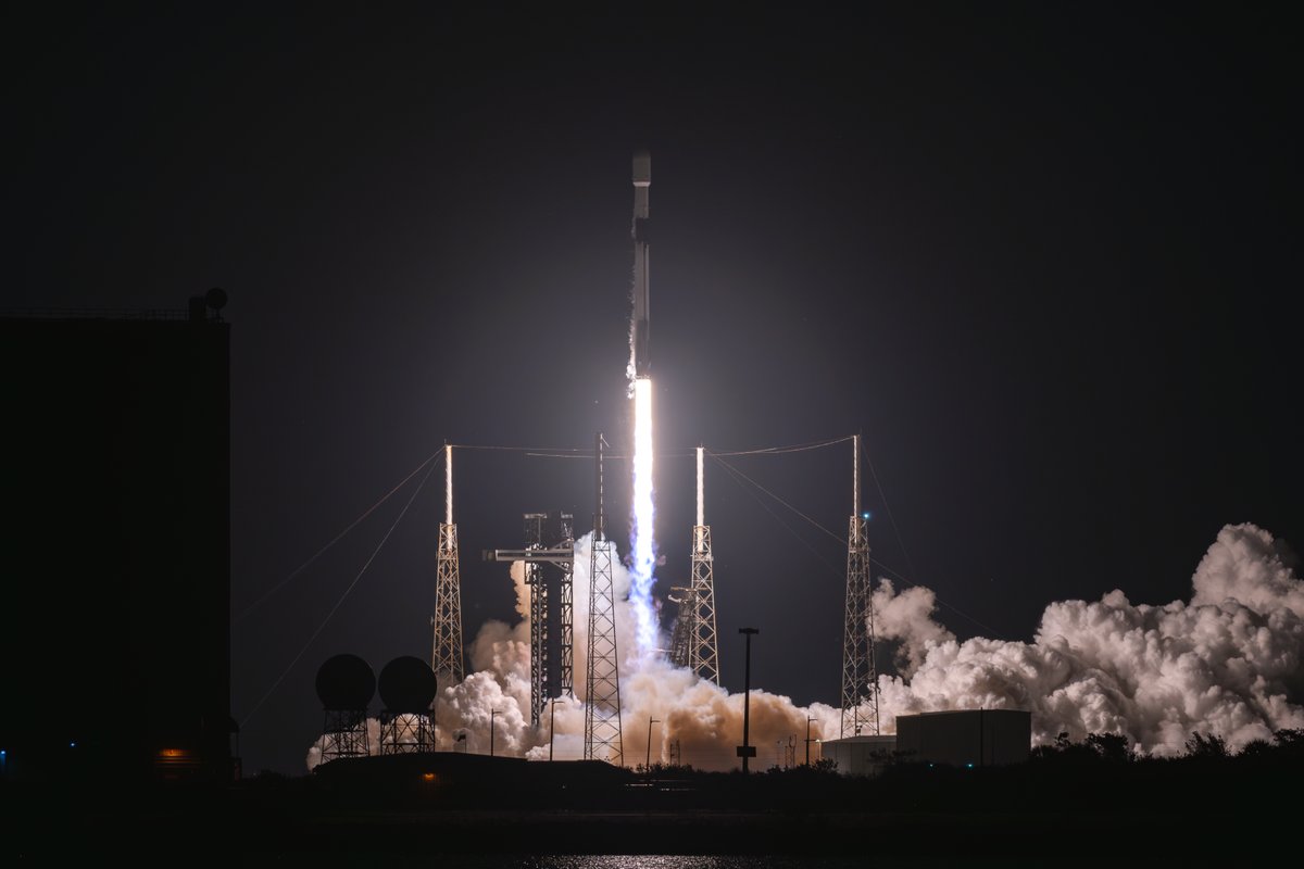 Over the weekend, two Falcon 9 rockets were launched from the #EasternRange just a few hours apart, showcasing our support capabilities and #Commitment to maintaining #SpaceDominance. 🚀 🛰️ @SpaceForceDoD | @USSF_SSC