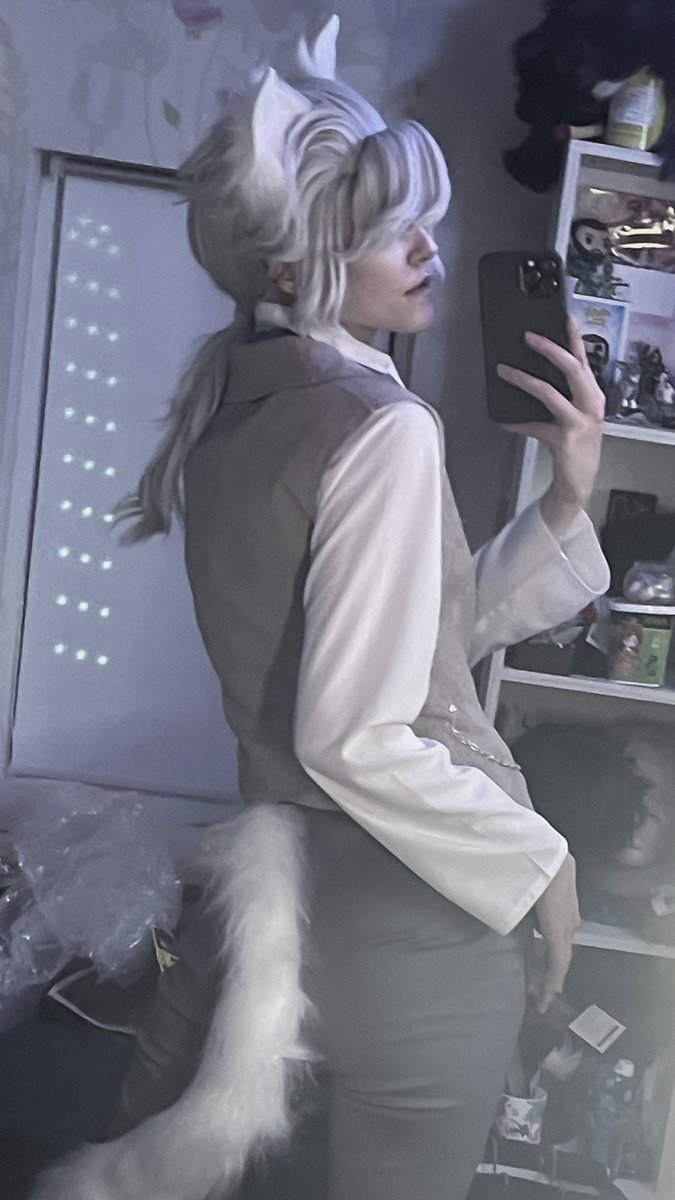 Akonitum_cos's tweet image. and meow Frederick 🐈‍⬛🎹

#FrederickKreiburg #Composeridv