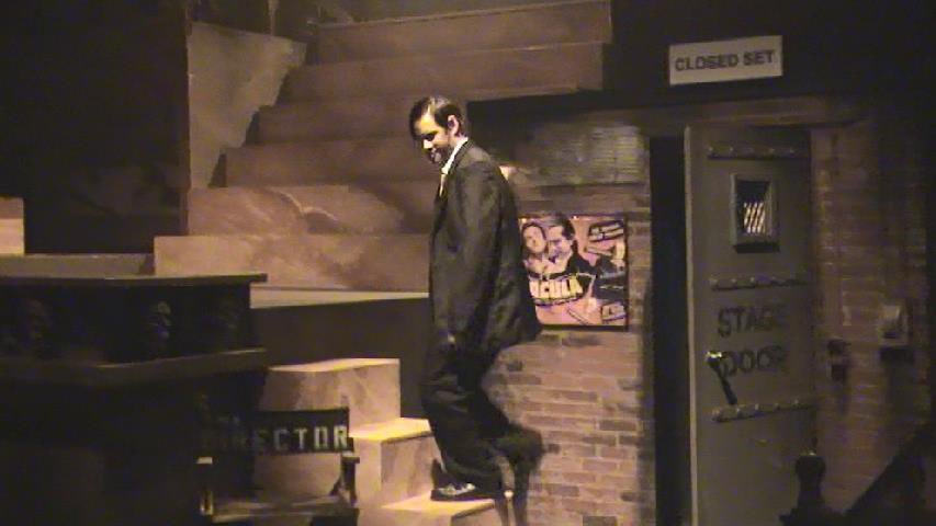 EvilTakesRoot's tweet image. Some pics of The Director during The @HorrorNightsORL show The Arrival #HHN16 #HHNSweet16 #TheDirector #PauloRavinski #HHNOrlando #TheArrival