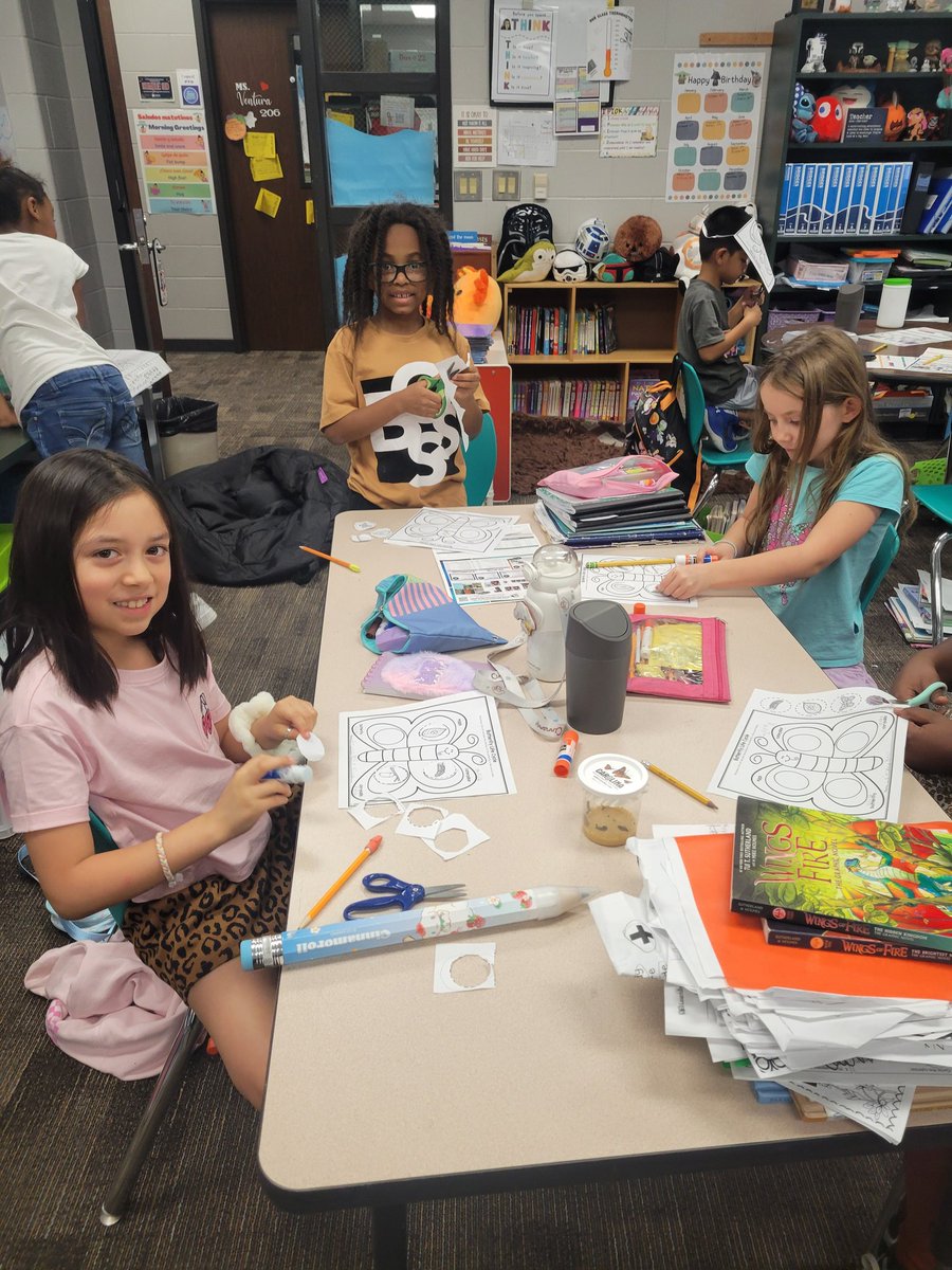 wilderagent87's tweet photo. Working on the butterfly 🦋  life cycle @ajmteach @MrsVelasco_HE https://t.co/zYJSJlUO9u