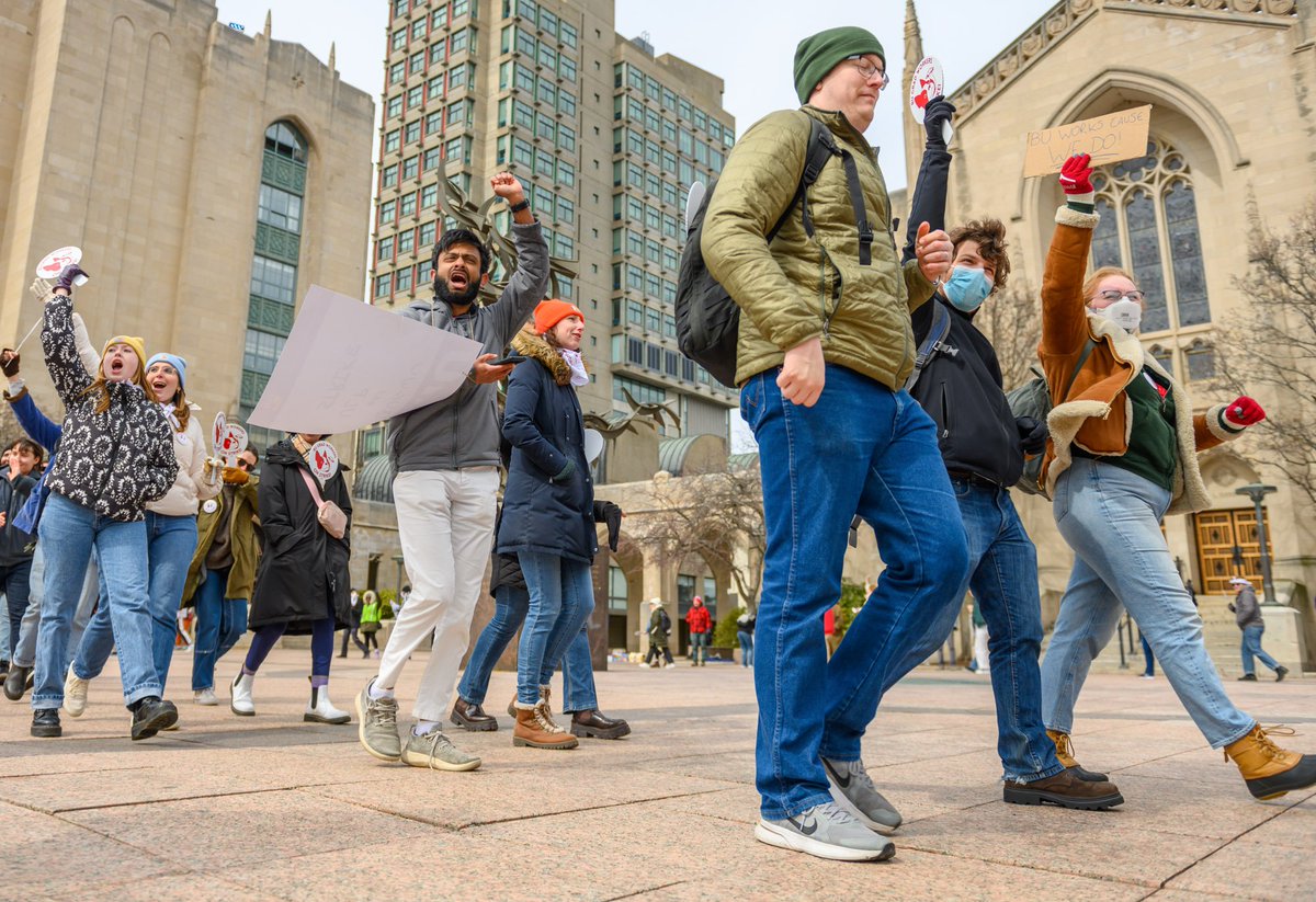 Faculty and staff at Boston University successfully petitioned a new rule from administration that would require departments to report graduate students who are on strike. dailyfreepress.com/2024/03/29/bos…