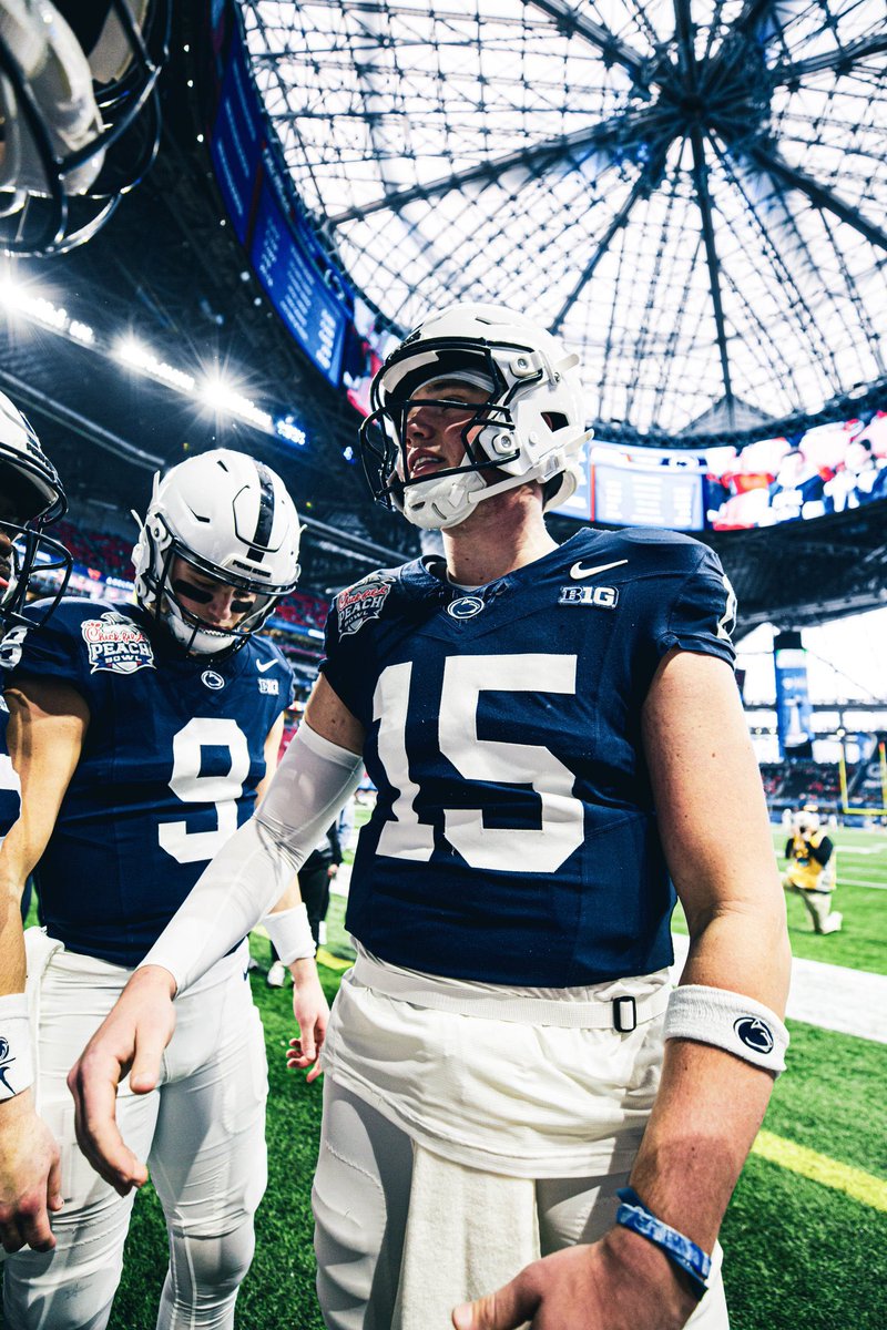 BackRoadRecruiting_ (@backroadrecruit) on Twitter photo DROP THE FILM and have the chance to be apart of something special ❕❕❕College Coaches & Scouts looking for the next great one!
<a href="/PennStateFball/">Penn State Football</a> x #WeAre 🏈
🔵⚪
‼️ ⬇️ RETWEET & DM FILM!! ⬇️‼️
#2024s Send your 🎥
#2025s Send your 🎥
#2026s Send your 🎥 DROP THE FILM and have the chance to be apart of something special ❕❕❕College Coaches & Scouts looking for the next great one!
<a href="/PennStateFball/">Penn State Football</a> x #WeAre 🏈
🔵⚪
‼️ ⬇️ RETWEET & DM FILM!! ⬇️‼️
#2024s Send your 🎥
#2025s Send your 🎥
#2026s Send your 🎥
