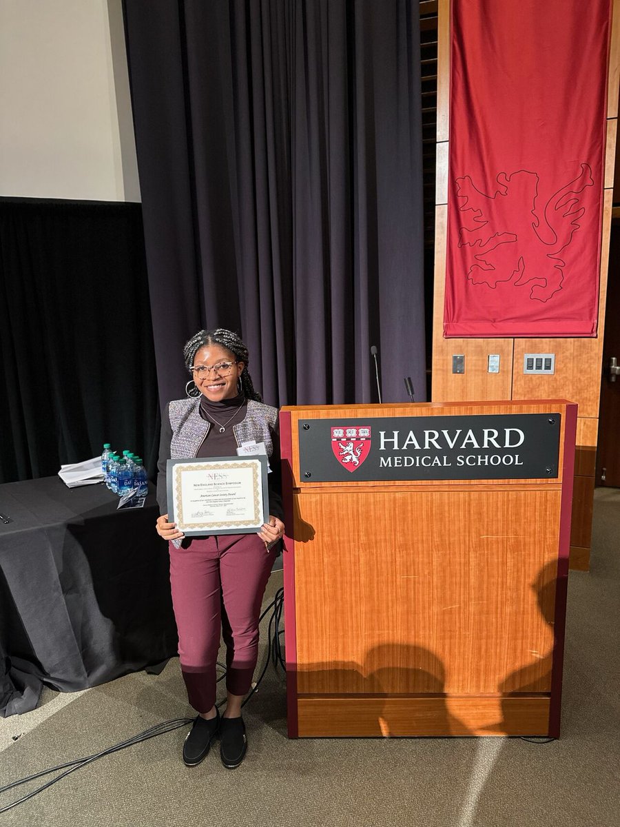 Congratulations  Favour Akabogu @FavourFavvycool for her oral presentation on #gastrointestinalstromaltumor & #sarcoma @NESS_News and receipt of the American Cancer Society Award – we’re  proud of you and excited to see  your discoveries unfold! @UMassChan @UMassCancerCtr